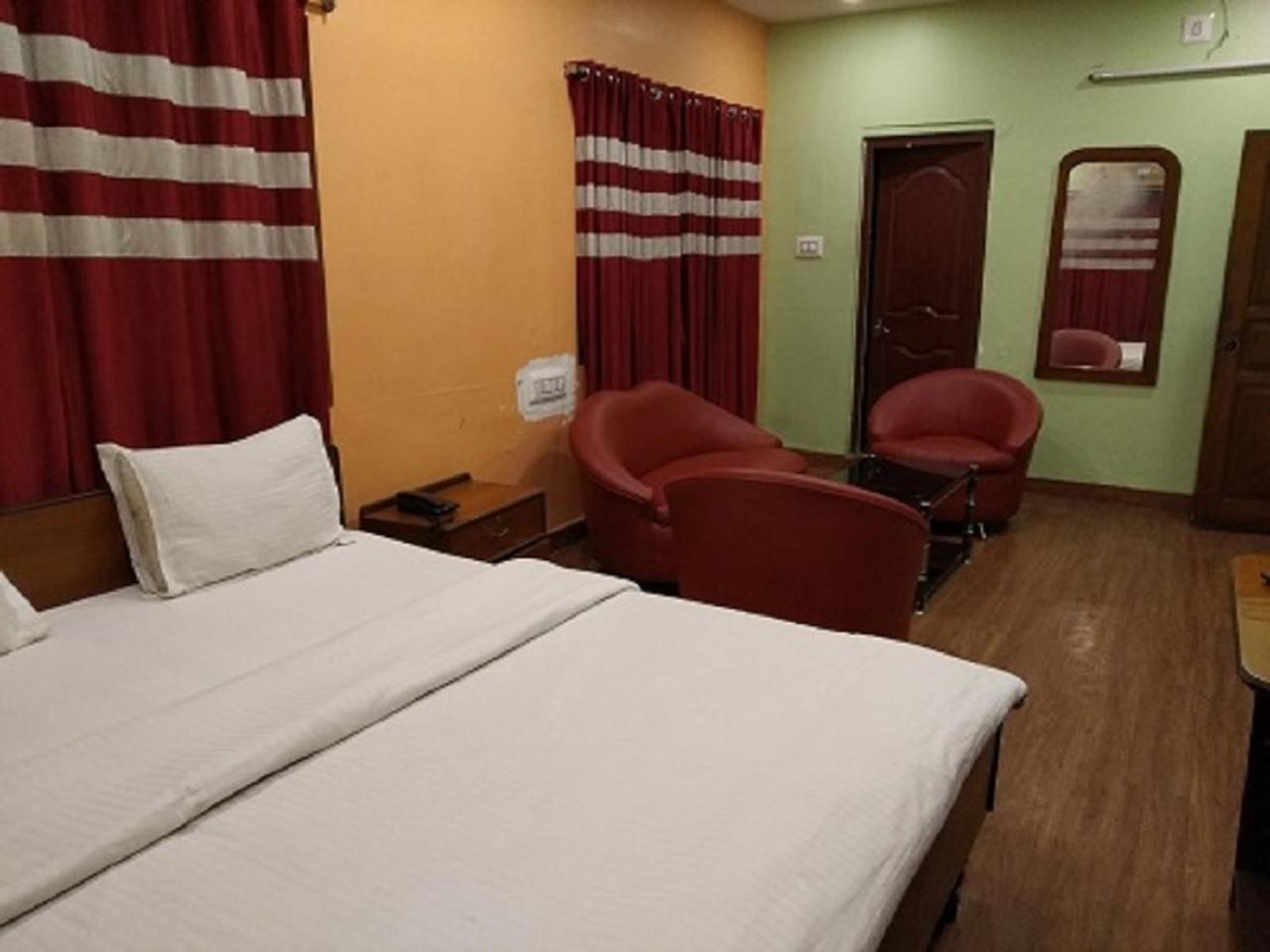 Hotel Relax Kolkata Exterior photo