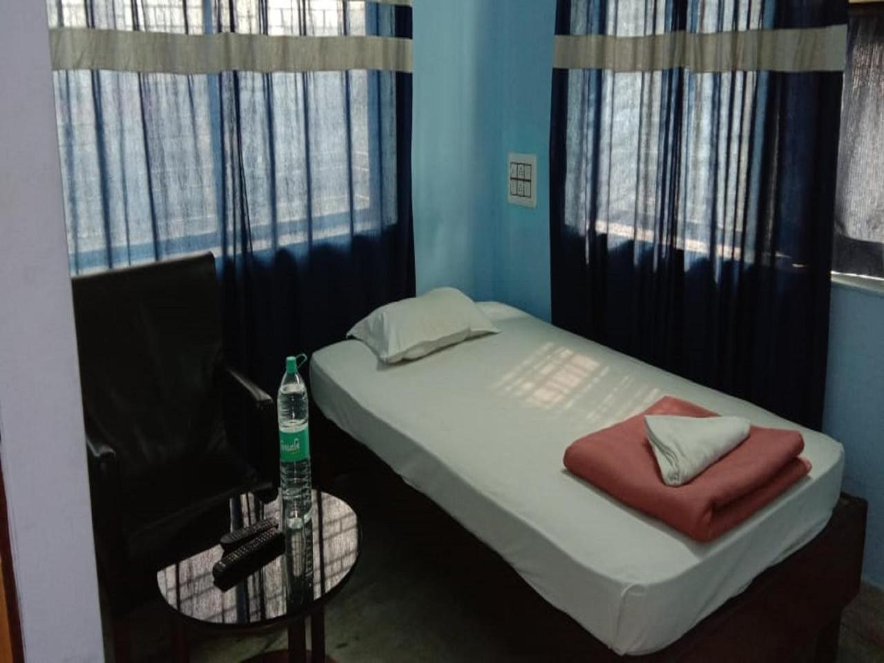 Hotel Relax Kolkata Exterior photo